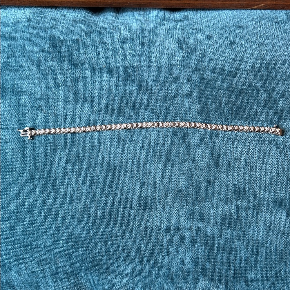 14k stamped white gold diamond Tennis Bracelet
